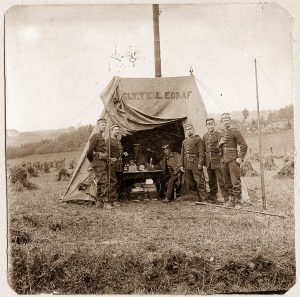 Telegrafen. Foto fra Olaf Thommesens album "Erindringer fra Soldaterlivet" fra 1914
