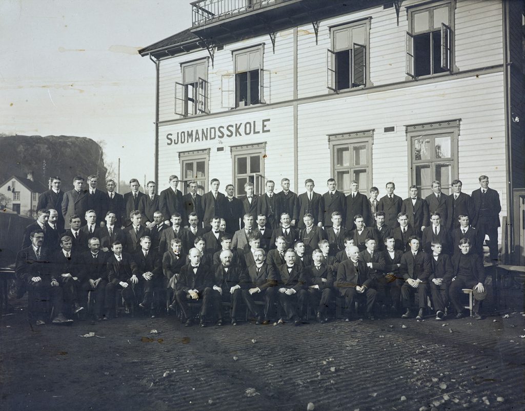 Arendal offentlige sjømannsskole i Barbu rundt 1912