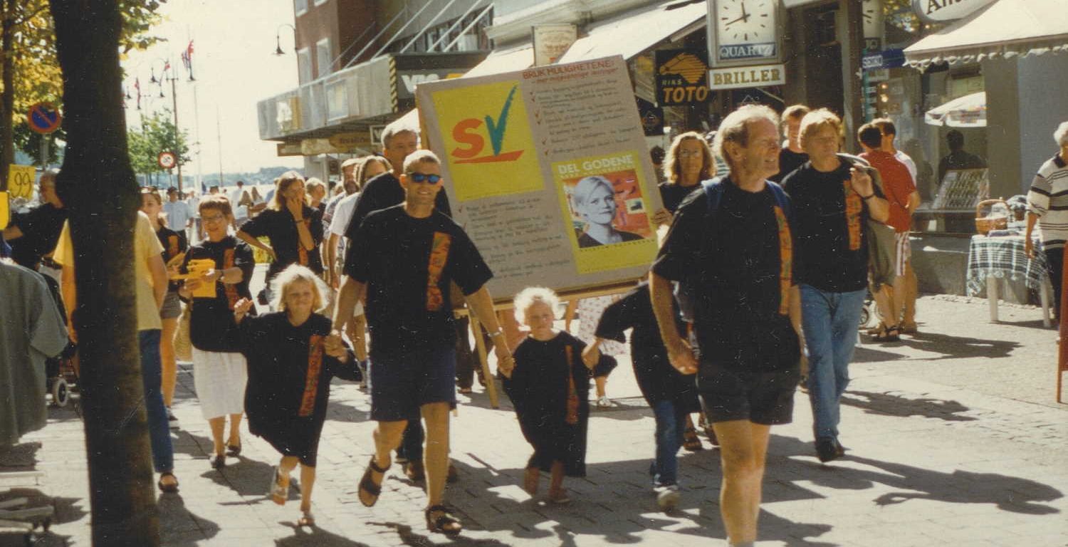 SV under valgkampåpningen i Arendal 23.08.1997