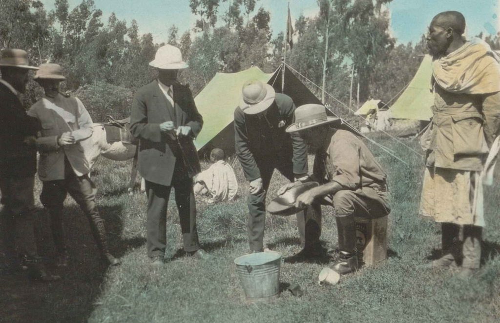 Undersøkelser av jordprøver i teltleir