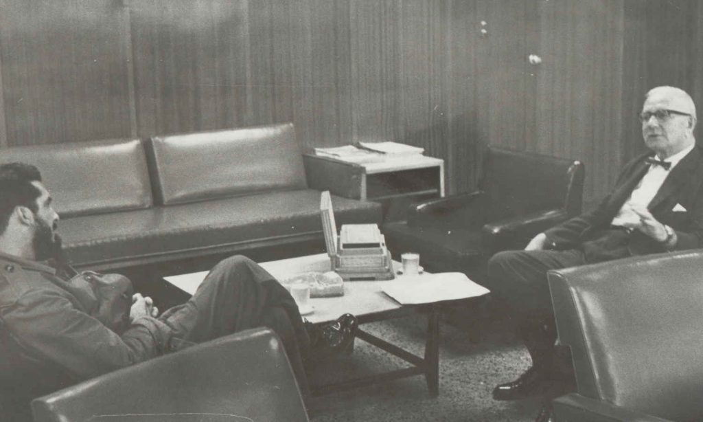 Harald Juell i møte med forsvarsminister Augusto Martinez Sànches 28.02.1962