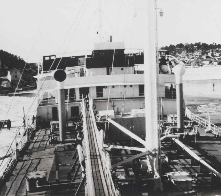 Motortankeren "Petter" på besøk i Arendal