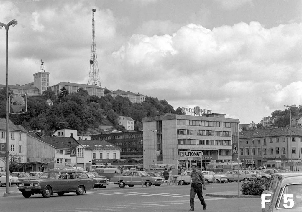 Arendal sentrum rundt 1971. Foto: Hoff