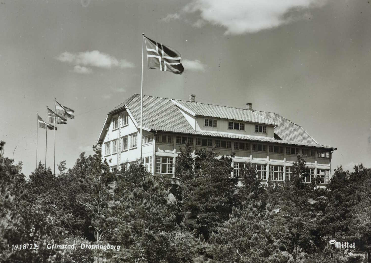 Hotell Drottningborg rundt 1940. Foto: Mittet