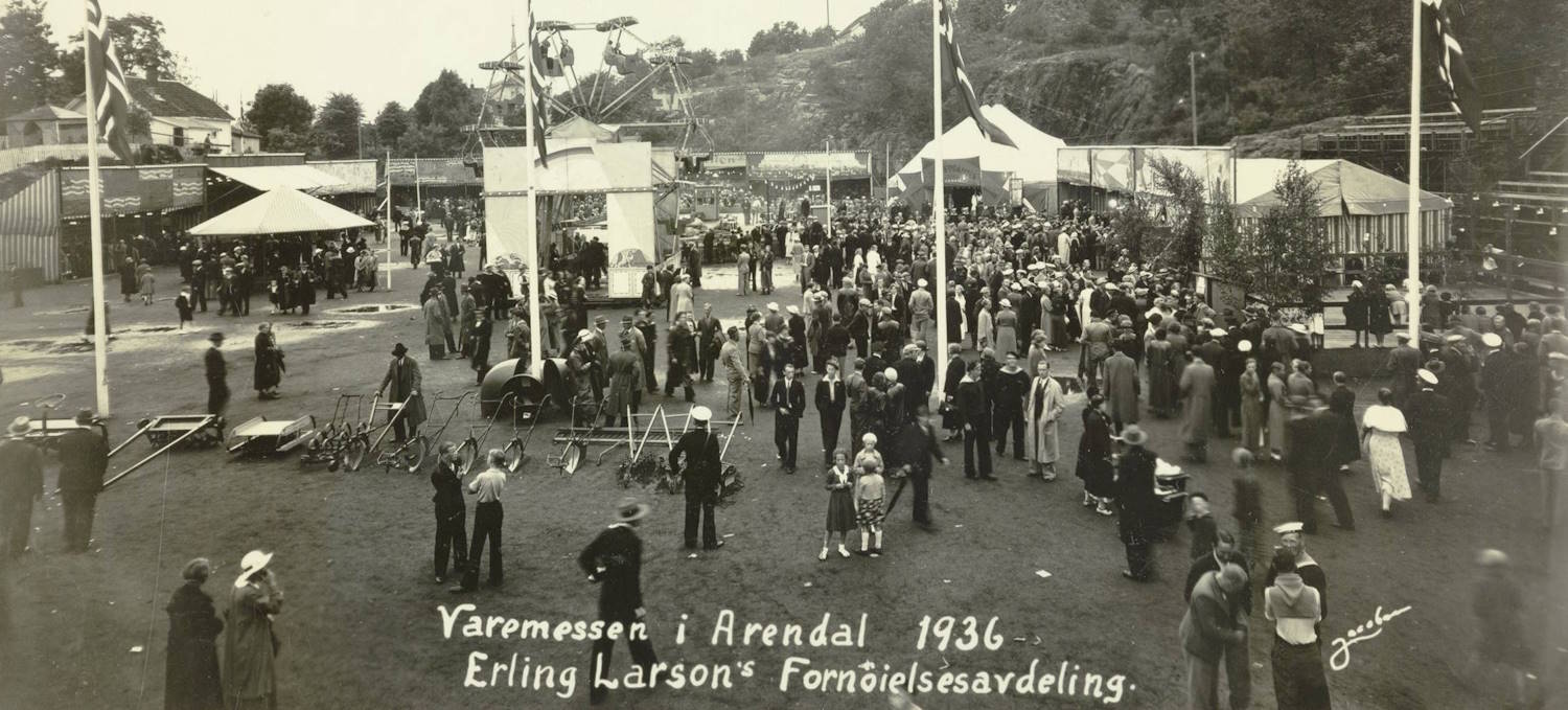 Fornøyelsesavdelingen på Idrettsplassen under varemessen i Arendal i 1936 utsnitt